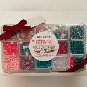 NEW!! Jewelry Made By Me Multicolor DIY Holiday Bead Box Kit- (NWT)